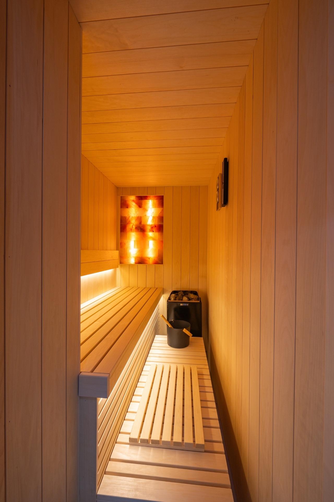 Private finnische Harvia-Sauna im Apartment