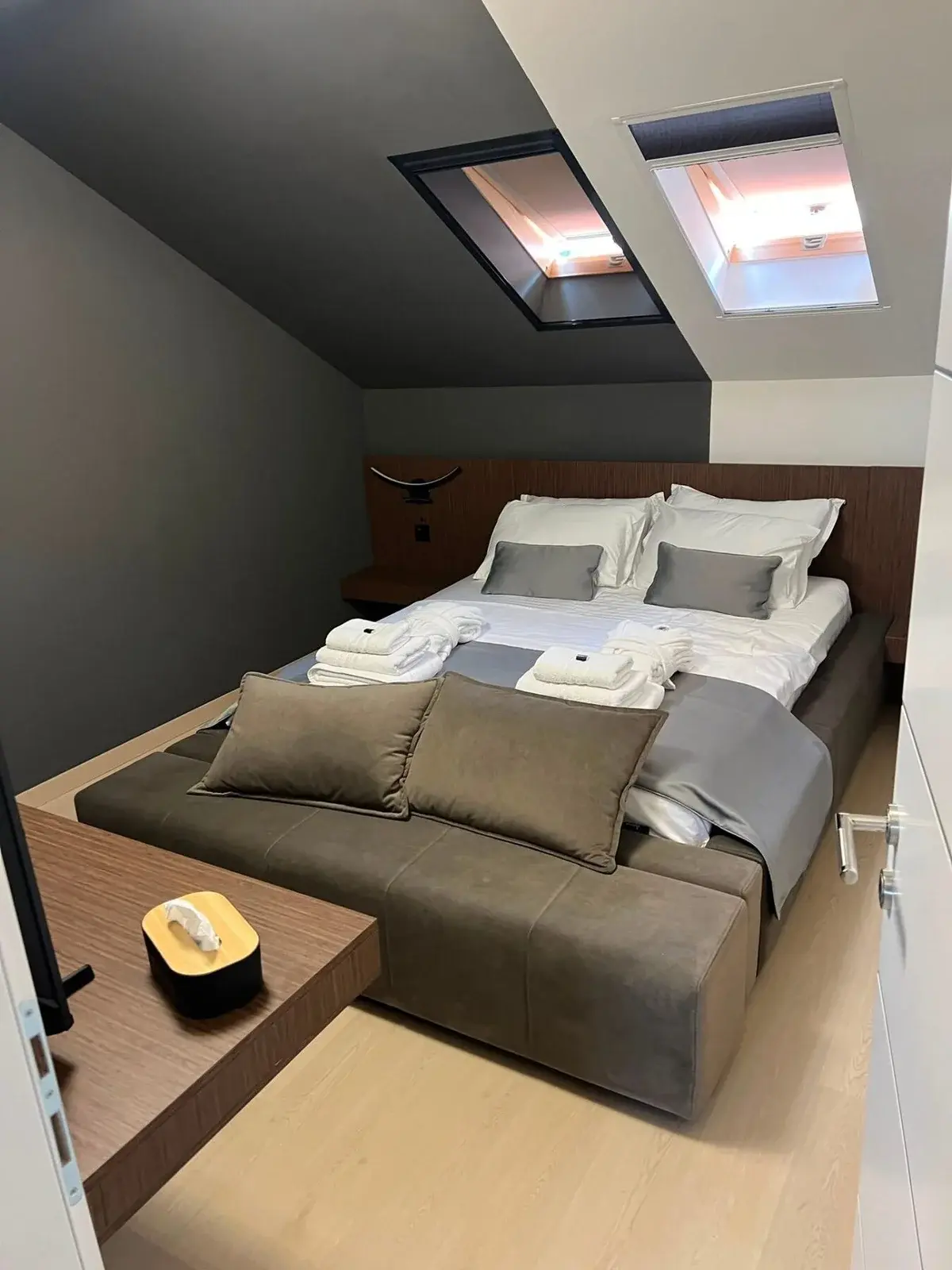Spavaća soba na spratu Residence & Conference apartmana
