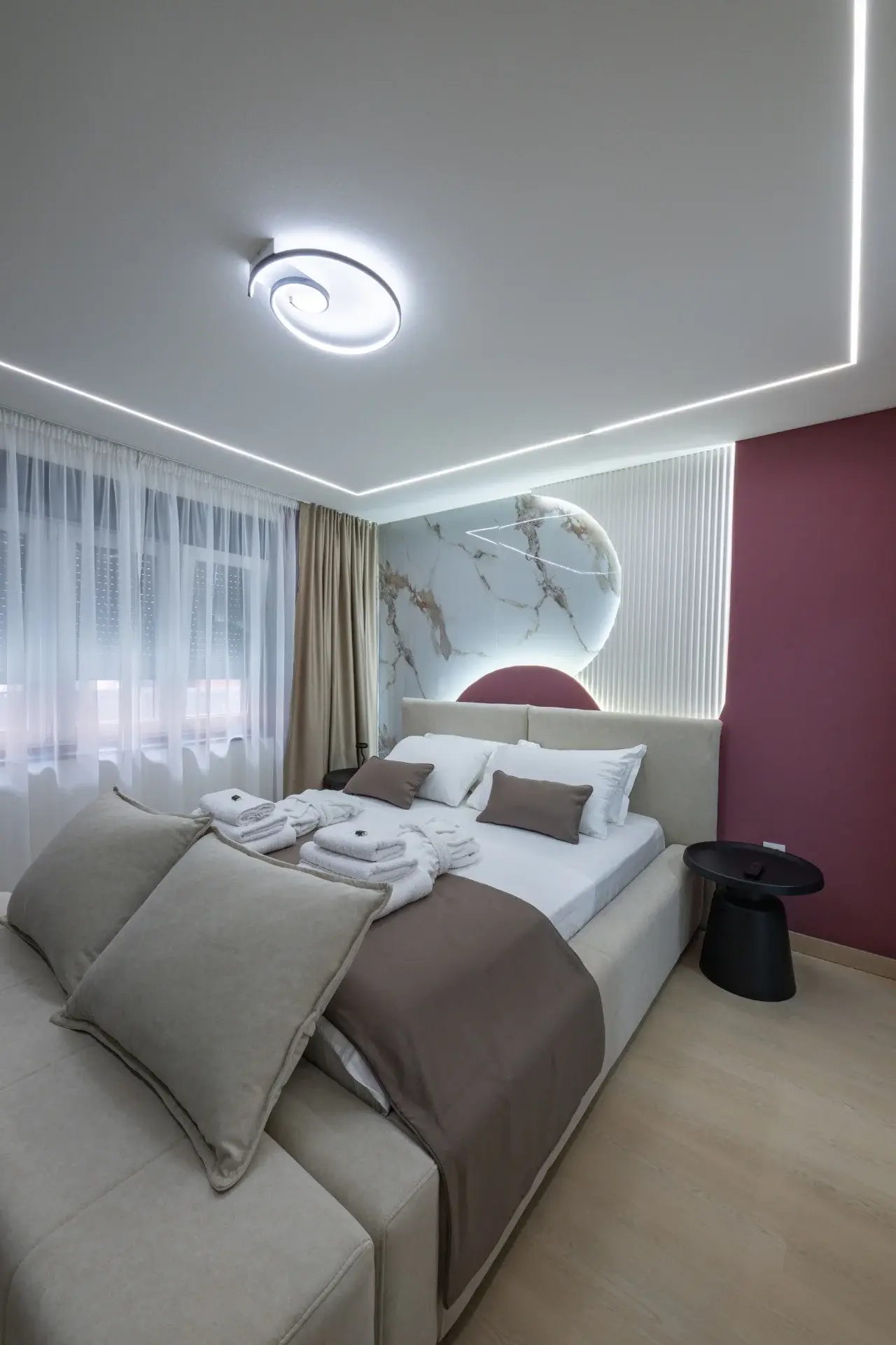 Spavaća soba apartmana spremna za dolazak gosta