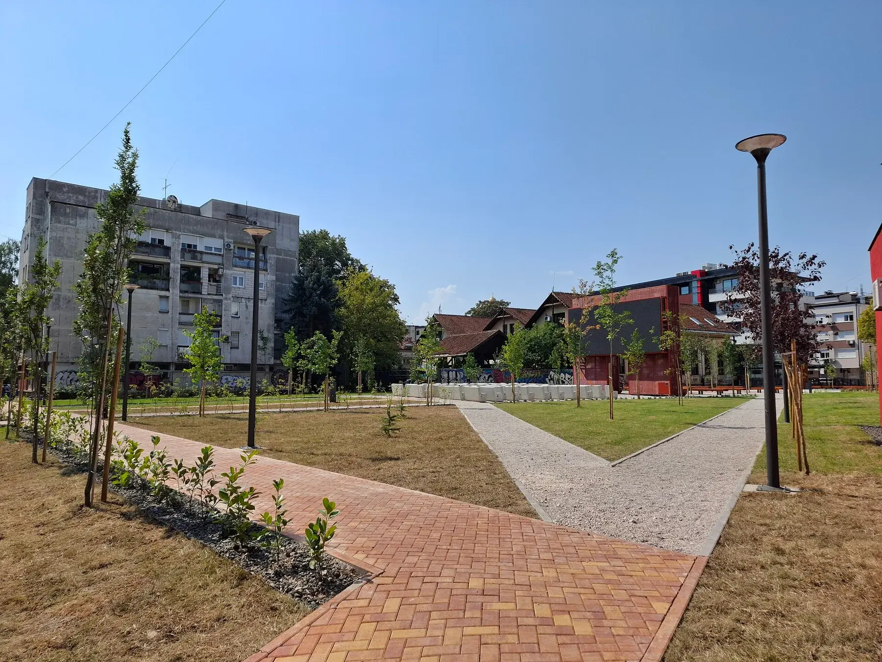 Šetnja kroz Park oslobođenja u centru Banje Luke